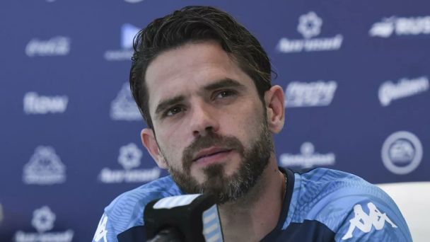 Vuelve un 5 a Racing ¿lo usará Fernando Gago?