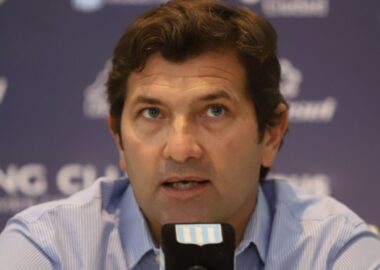 El Mago Capria se plantó ante la CD de Racing