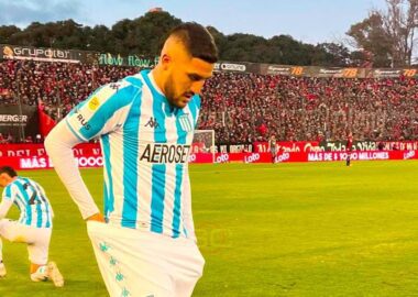 Galván tuvo un buen debut en Racing