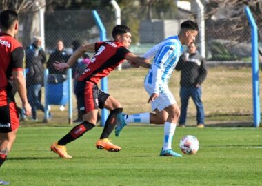 A Racing se le escapó la victoria sobre el final