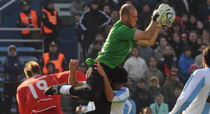 Gullota apuntó contra Blanco: "Manosean jugadores"