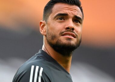 ¿Racing durmió? Sergio Romero habló con Riquelme