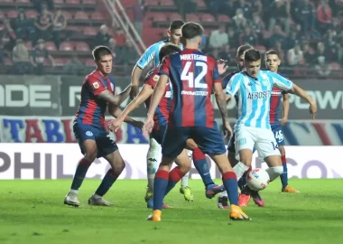 RACING DEBE SEGUIR GANANDO Y RECIBE A SAN LORENZO