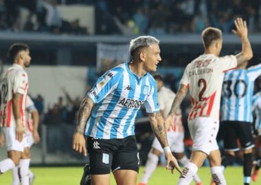 RACING - UNIÓN: Formaciones, hora, árbitro y TV