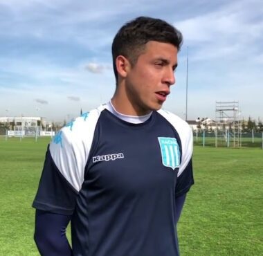 Se cayó el pase de Cuello, se queda en Racing
