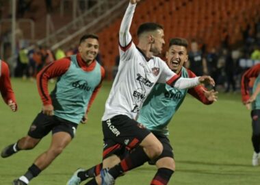 Tiago Banega y Sava campeones con Patronato