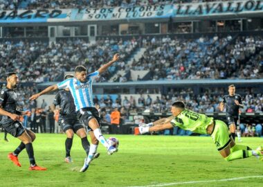 Racing igualó sin goles ante Belgrano en el debut