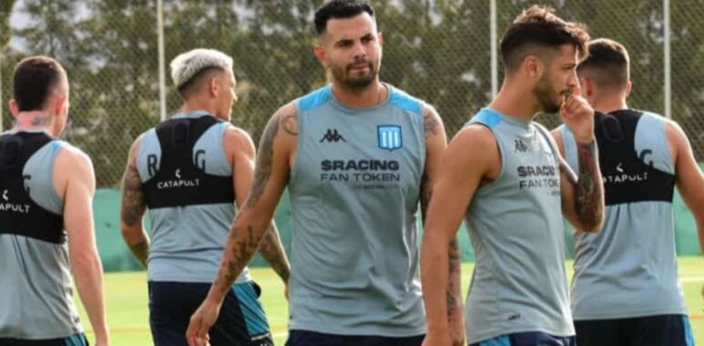 EDWIN CARDONA, UN REFUERZO MÁS PARA RACING