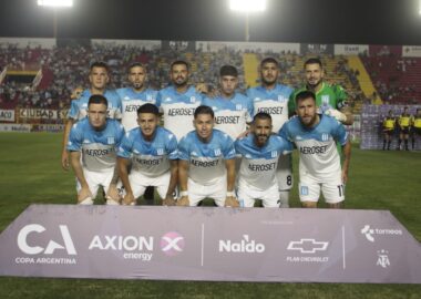 Racing salvó la ropa en la Copa Argentina