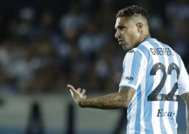 Paolo Guerrero feliz por su debut en Racing