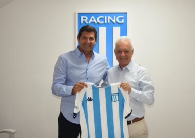 Capria renovó su contrato como mánager de Racing