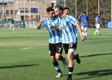 La reserva de Racing volvió al triunfo