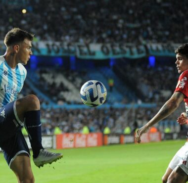 Racing dio una muestra de carácter ante el campeón y sumó un punto que sirve