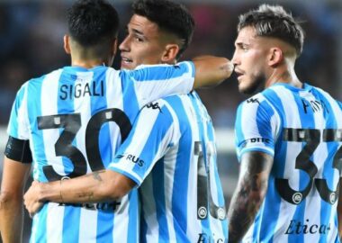 Racing debe vencer a Flamengo para ser único líder