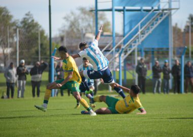 La reserva de Racing le ganó a Defensa en el final