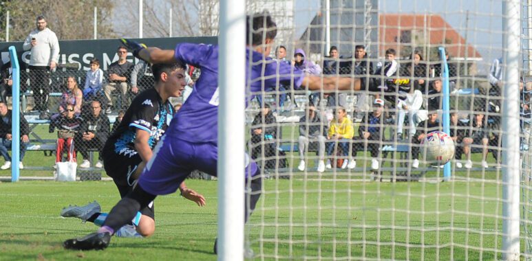 RACING Y HURACÁN SE REPARTIERON PUNTOS EN INFERIORES