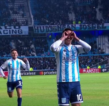 Racing goleó a Ñublense