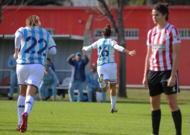 Racing derrotó a Estudiantes