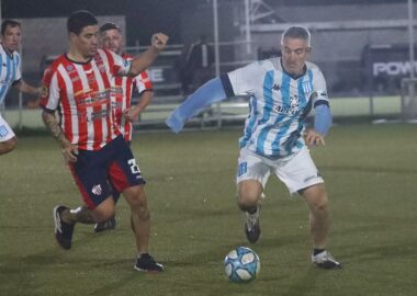 Racing senior goleó a Talleres de Remedios de Escalada