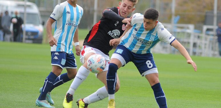 La reserva de Racing venció a Instituto como local