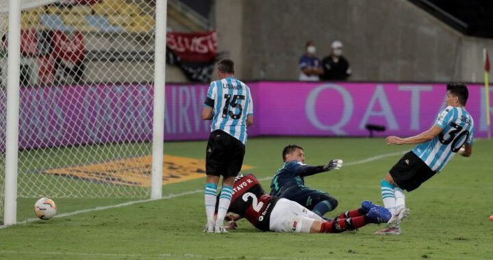 ¿Cómo le fue a Racing jugando en Brasil?