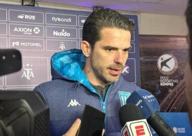 Racing sigue sin jugar bien y Fernando Gago lo sabe