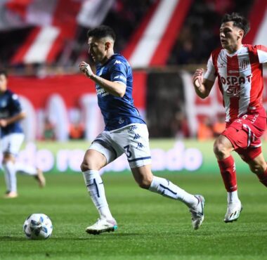 Racing igualó en Santa Fe