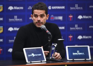 Gago afirmó que quieren ganar el clásico del sábado