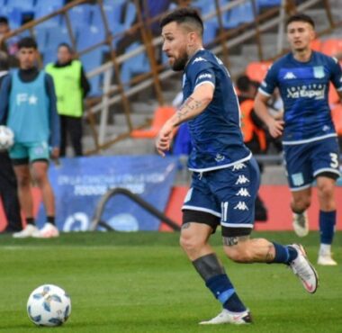 Racing fue a jugar a Mendoza pensando en Avellaneda