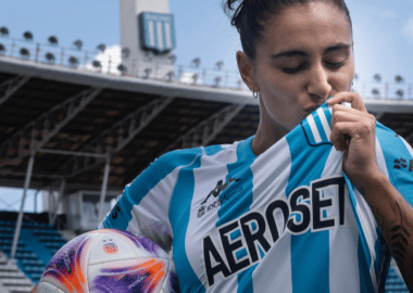 "En Racing no llegaba a fin de mes"