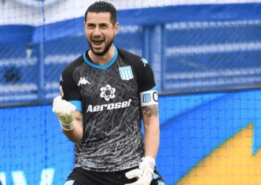 Gabriel Arias renovó su contrato con Racing