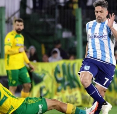 Racing empató sobre el final y no pudo subirse a la punta
