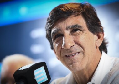 Costas: "Vengo a llevar a Racing a lo más alto"