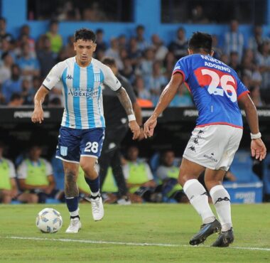 Racing goleó a Tigre en Avellaneda