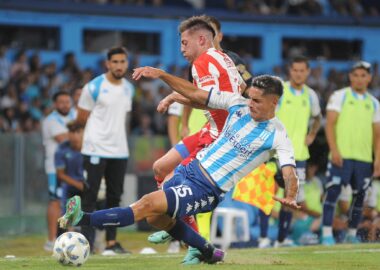 Racing jugó mal y perdió con Unión en la vuelta de Costas