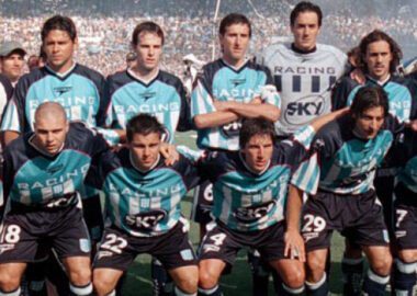 Se suma un campeón 2001 al Racing de Costas