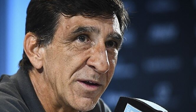 Costas: "Racing necesita lograr algo internacional"