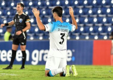 Marco Di Cesare: “Me siento cómodo dentro de la cancha”.