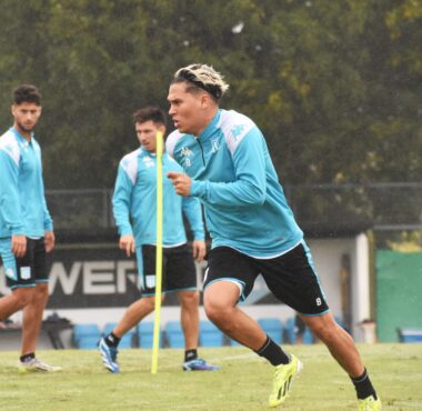 Racing recupera futbolistas para jugar con Belgrano