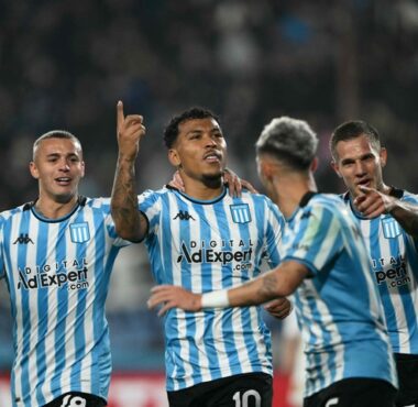 El Racing de Costas avanza a goles firmes