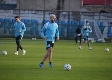 Con altas, bajas y una ausencia, Racing volvió a trabajar