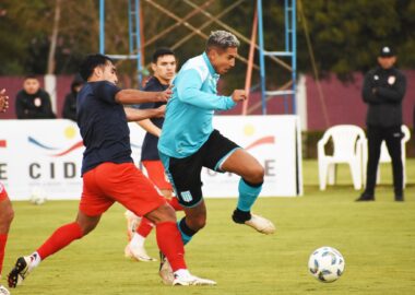 Racing cerró su preparación
