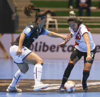 Racing ganó se quedó con el grupo A