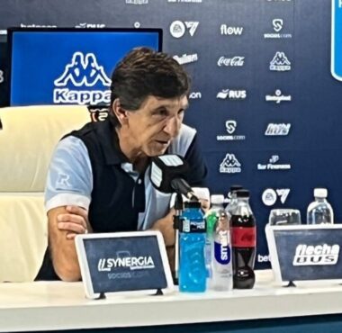 Costas aseguró que Racing no hizo un buen partido