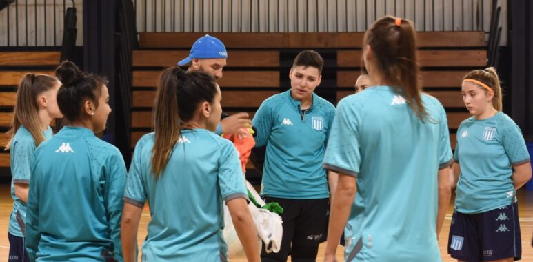 El plantel de Racing intoxicado