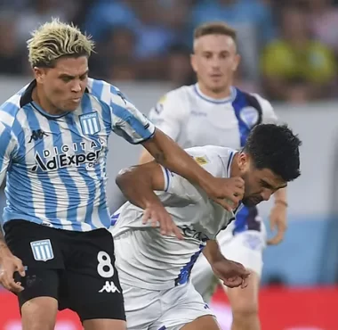 Racing como local ante Godoy Cruz