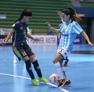 Racing debutó con victoria