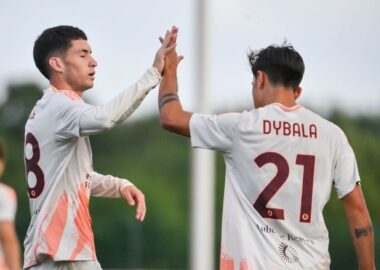 La Roma goleó con asistencia de Paulo Dybala y gol de Matías Soulé