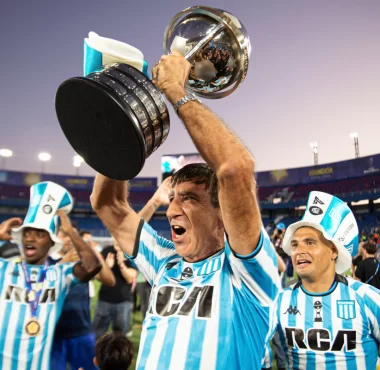 Esta copa es tuya Gustavo