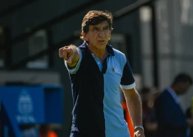 Costas afirmó que Racing no puede largar el campeonato